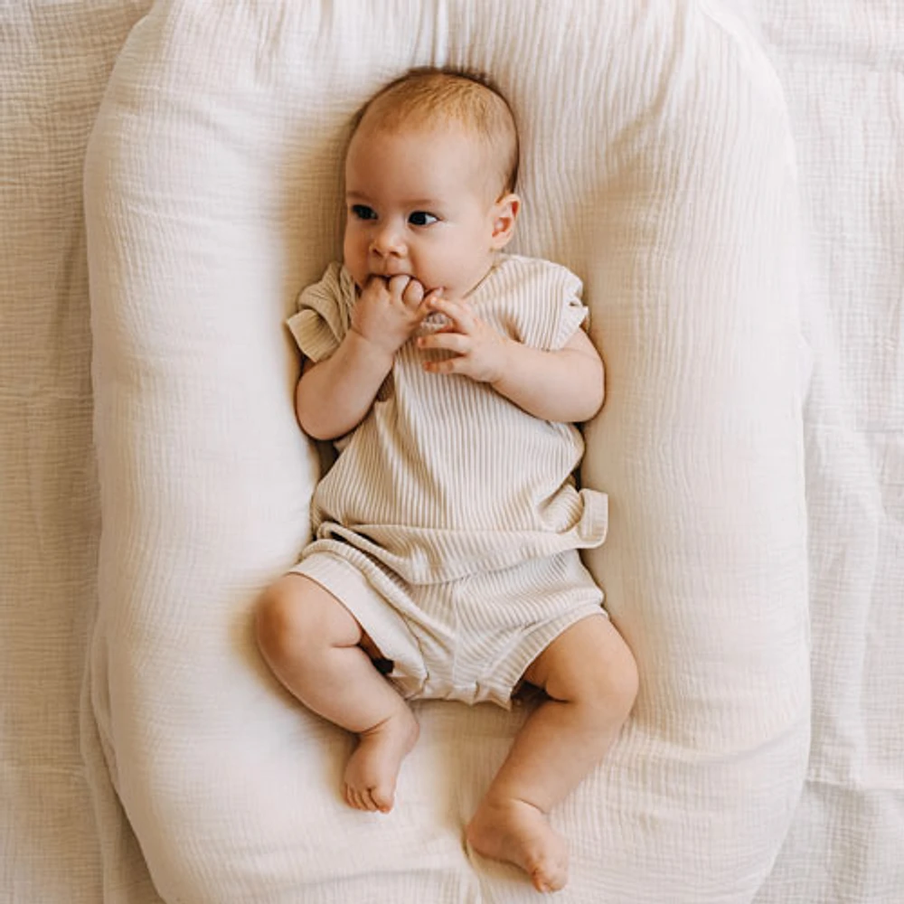 Simmons Muslin Lounger