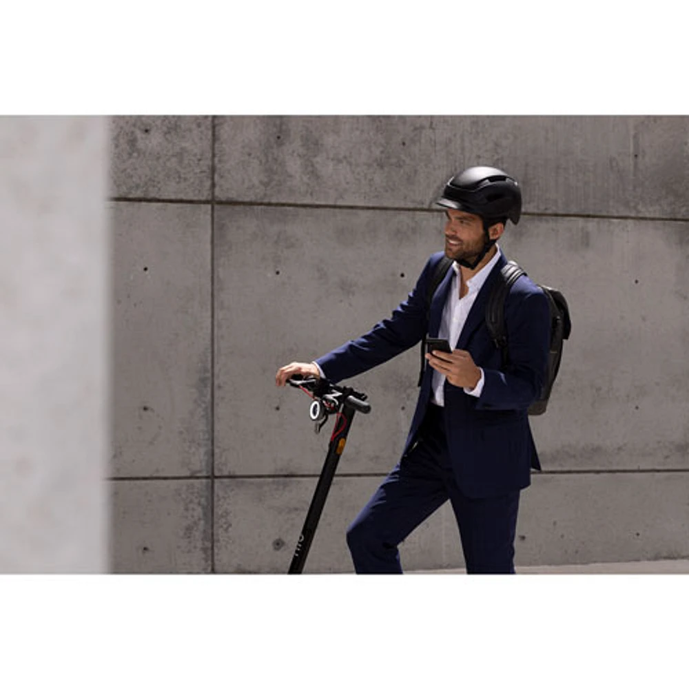 NIU KQi3 MAX Electric Scooter (450 W Motor / Up to 65km Range / 32 km/h Top Speed) - Space Grey