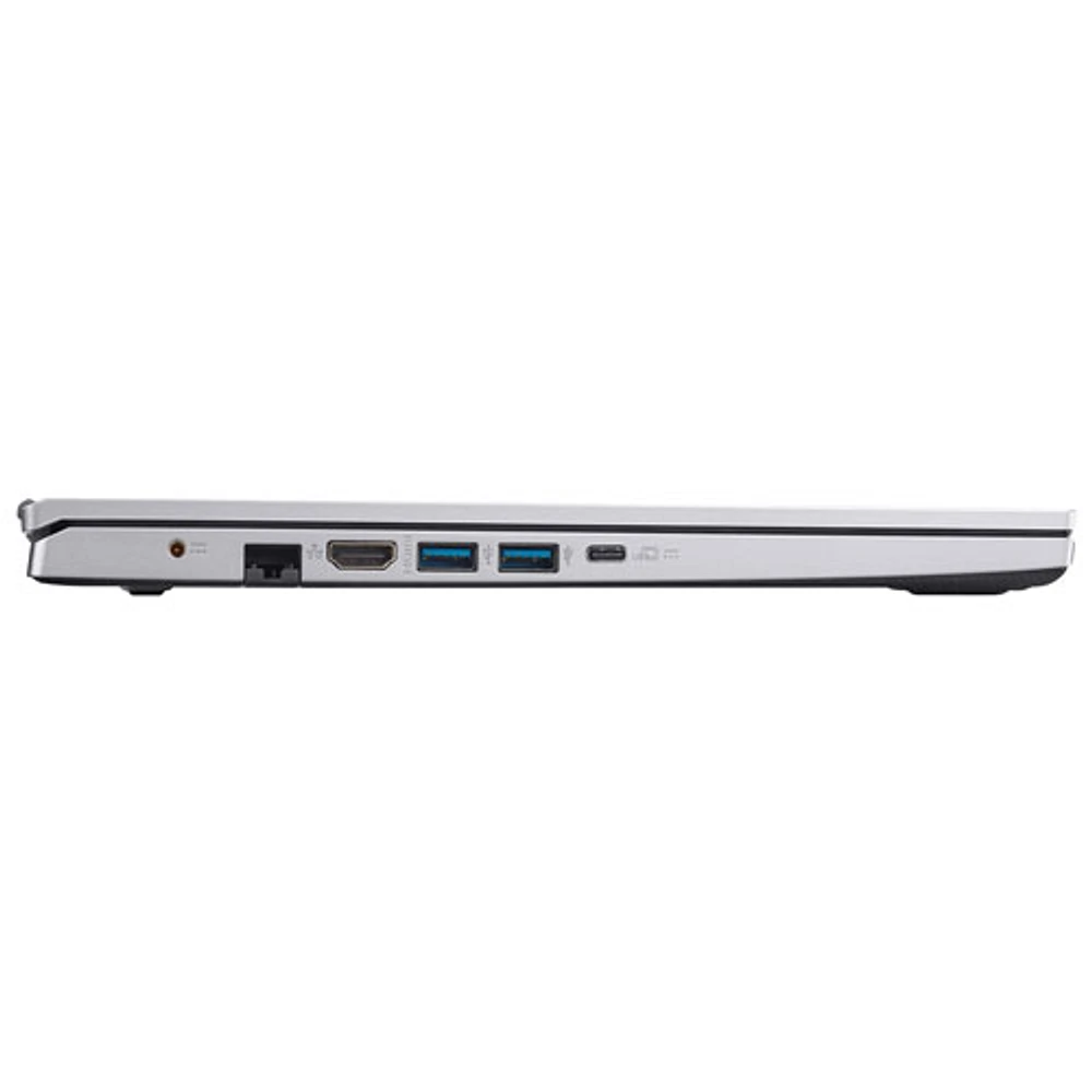 Portable de 15,6 po Aspire 3 d'ACER - Argenté (RyzenMC 5 7520U d'AMD/SSD 512 Go/RAM 16 Go/Windows 11 Famille)