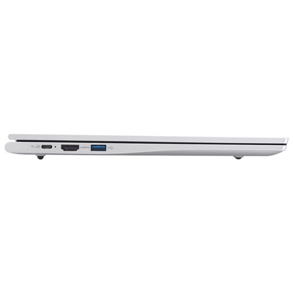 Portable de 15,6 po Gateway d'Acer - Argenté (Ryzen 7 5700U d'AMD/RAM 16 Go/SSD 512 Go/Windows 11 Famille)