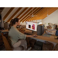 Ordinateur de bureau OmniDesk de HP - Noir (Ryzen 7 8700G d'AMD/RAM 16 Go/SSD 1 To) - Exclusivité Best Buy