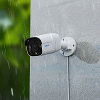 Système de surveillance avec fil 8 canaux à NVR de 2 To de Reolink avec 4 caméras compactes UHD 4K - Blanc