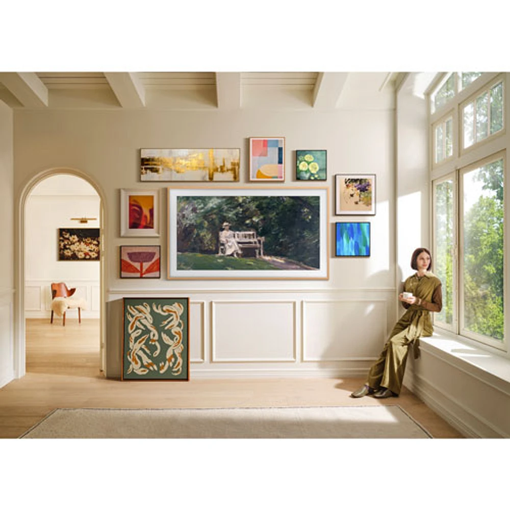 Téléviseur intelligent Tizen HDR Neo QLED UHD 4K 75 po The Frame Pro de Samsung (QN75LS03FWFXZC) - 2025