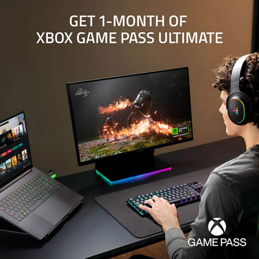 Portable de jeu Copilot+ PC de 14 po Blade de Razer - Noir (Ryzen AI 9 365 d'AMD/RAM 32 Go/SSD 1 To/RTX 5070)