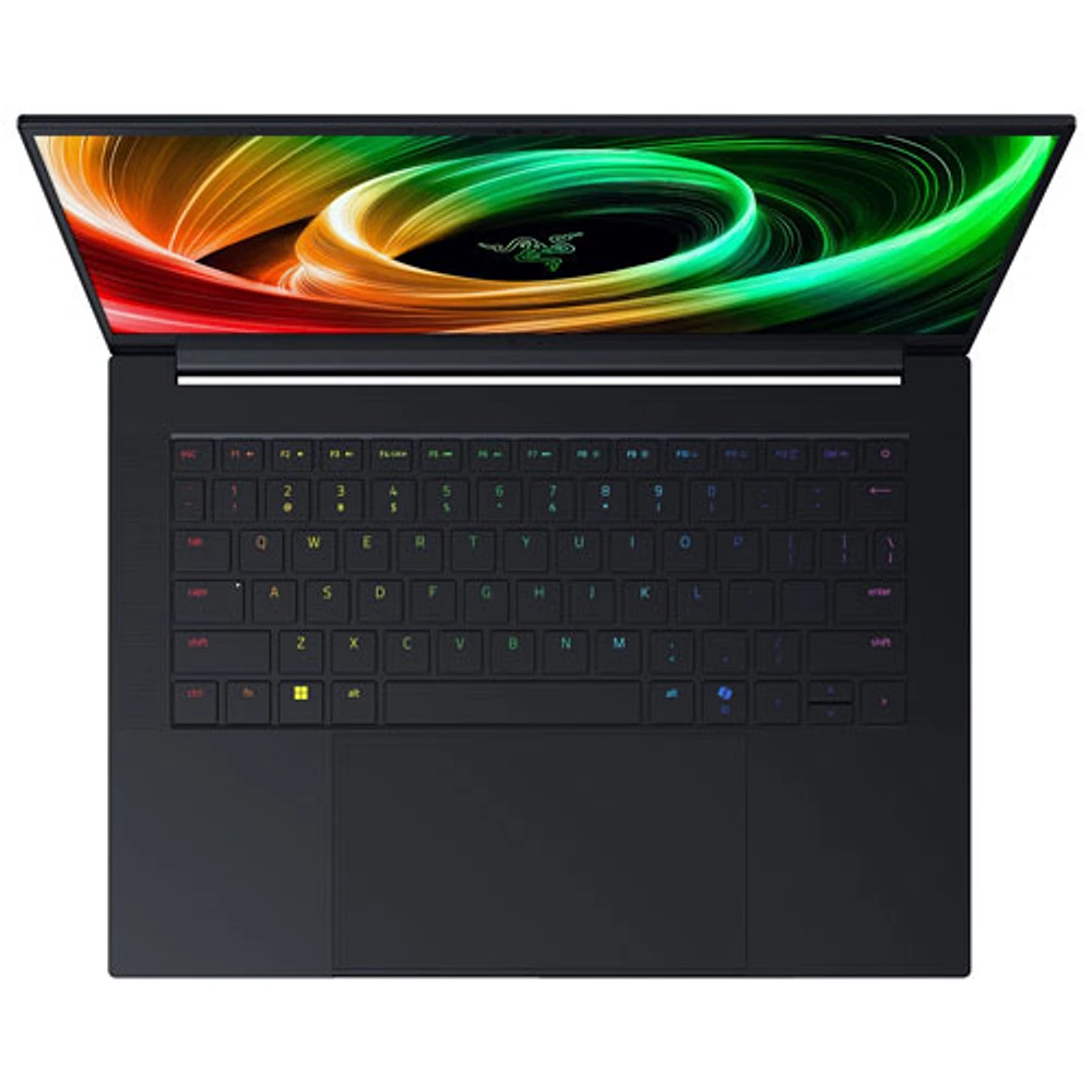 Portable de jeu Copilot+ PC de 14 po Blade de Razer - Noir (Ryzen AI 9 365 d'AMD/RAM 32 Go/SSD 1 To/RTX 5070)