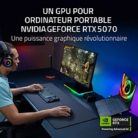 Portable de jeu Copilot+ PC de 14 po Blade de Razer - Noir (Ryzen AI 9 365 d'AMD/RAM 32 Go/SSD 1 To/RTX 5070)