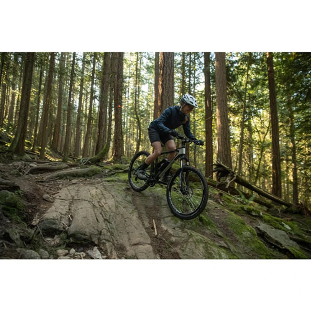 NCM Prague Electric Off-Road Bike (350W Motor / Up to 100km Range / 32km/h Top Speed) - Matte Black