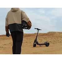 Segway ZT3 Pro Electric Scooter (1600W Motor / 70km Range / 40km/h Top Speed)