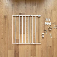 Barrière de sécurité fixe pour bébé/chien Stairway 42W d'Ingenuity - Blanc