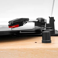 Victrola Montauk VM-135-NAT Belt Drive Bluetooth Turntable - Natural Wood