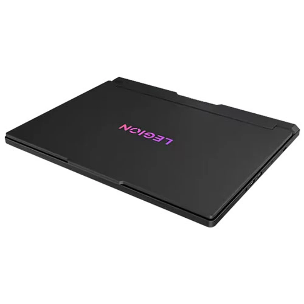 Portable de jeu 16 po Legion Pro 7i de Lenovo (Core Ultra 9-275HX d'Intel/RAM 32 Go/SSD 2 To/RTX 5070Ti)