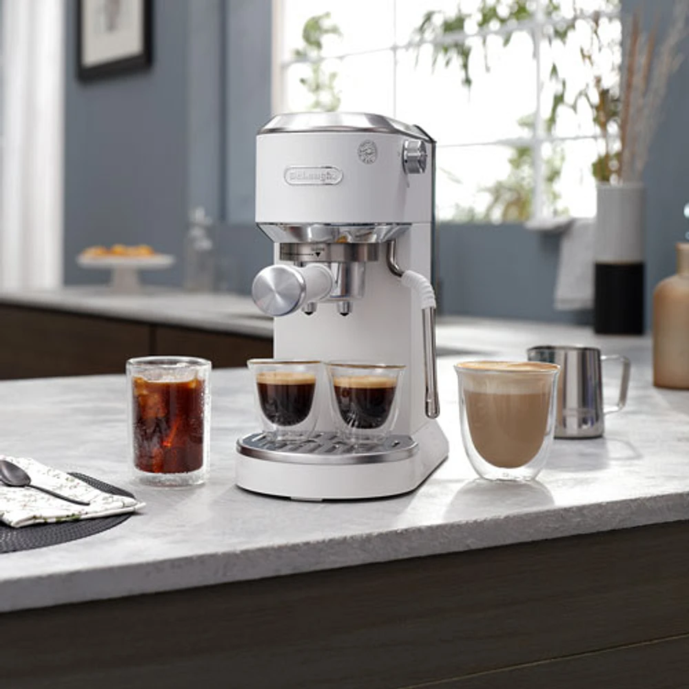 Machine à espresso manuelle Dedica Duo de De'Longhi