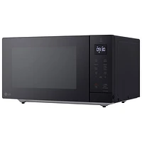 Four à micro-ondes de comptoir 1,1 pi3 de LG Pi (MSER1130B) - Noir