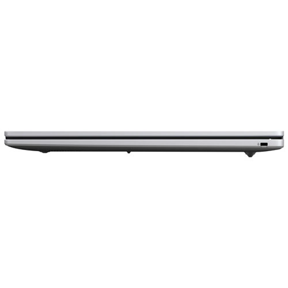 Chromebook de 15,6 po CX15 d'ASUS - Gris pur (Celeron N4500 Intel/RAM 8 Go/SSD 128 Go/ChromeOS)