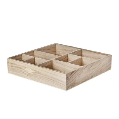 Caja de madera con divisiones