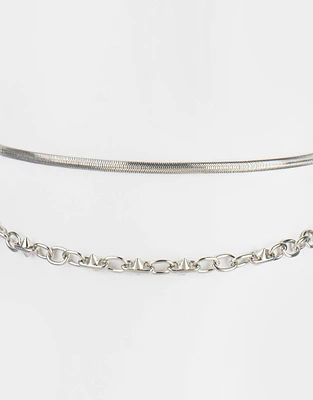 Collar de metal