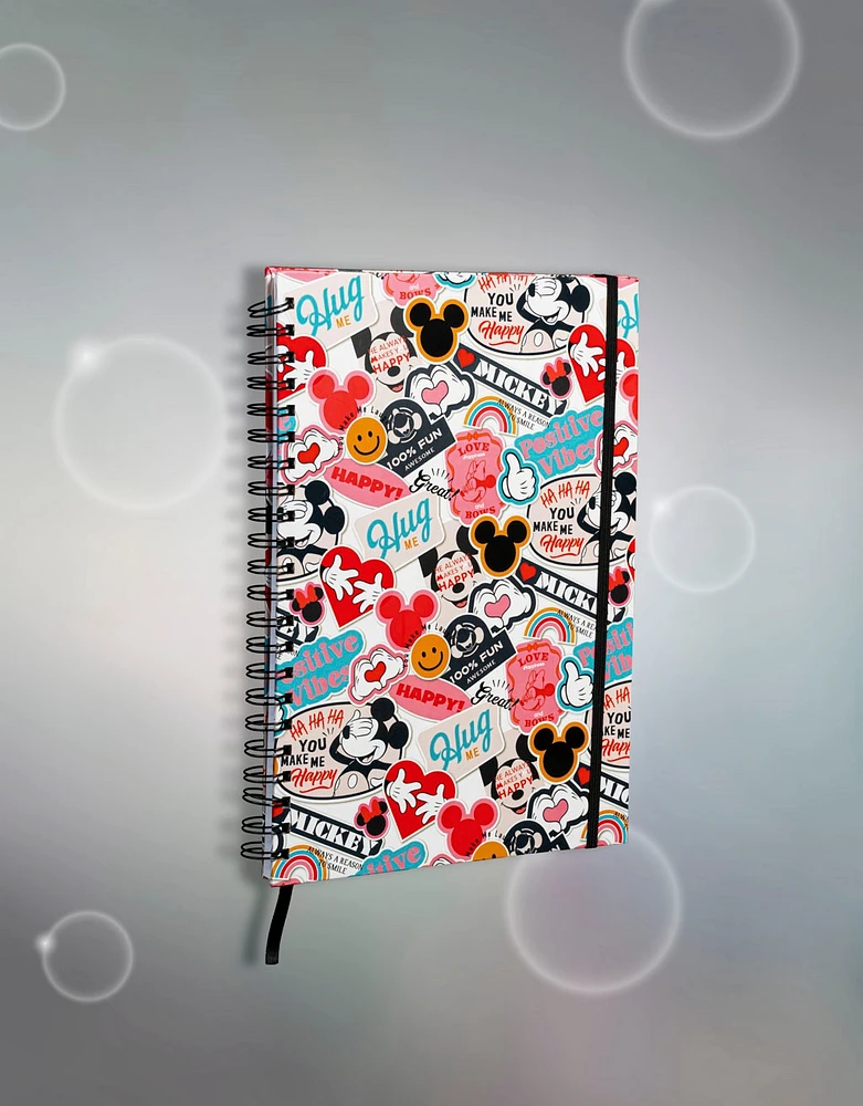 Cuaderno a4 con estampa "disney"