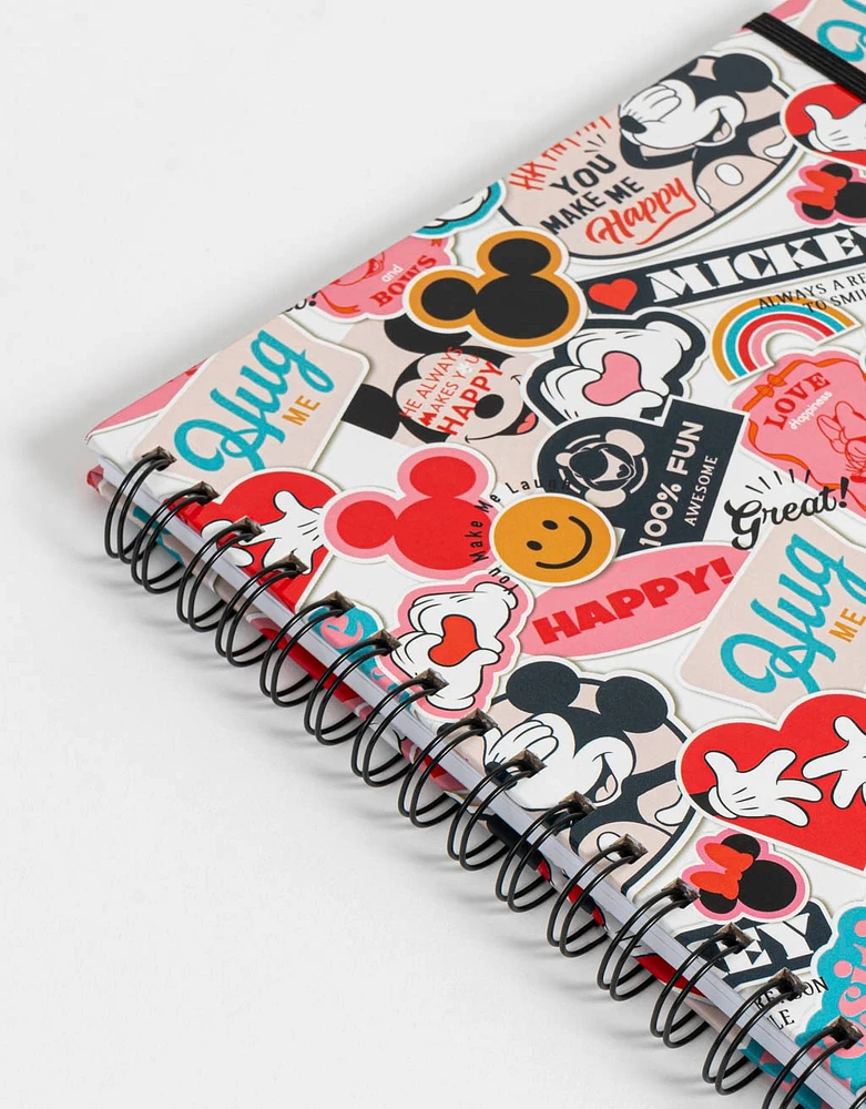 Cuaderno a4 con estampa "disney"