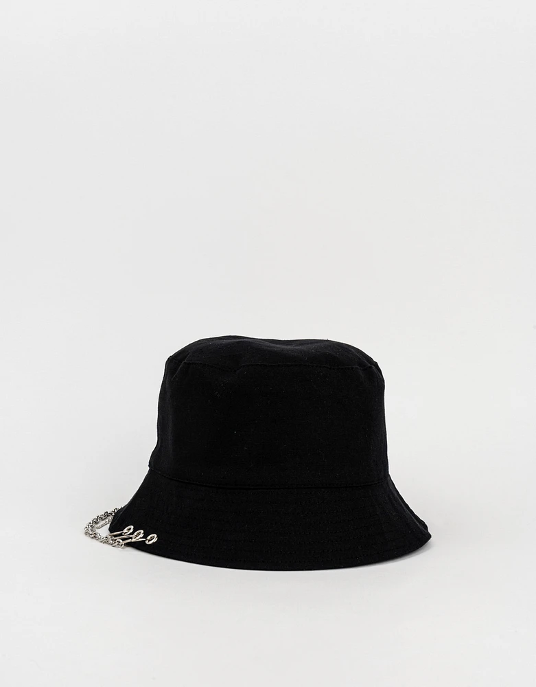 Gorro bucket con cadena