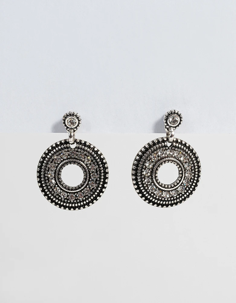 Aretes colgantes cortos de metal