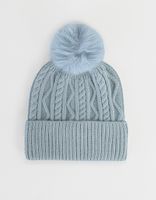 Gorro con pompón