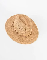 Sombrero de rafia