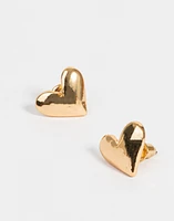 Aretes corazón bañados en oro