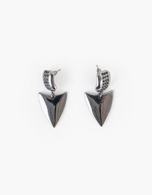 Aretes colgantes triangulares