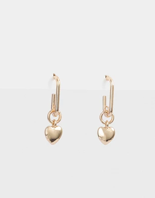 Aretes cortos con corazón