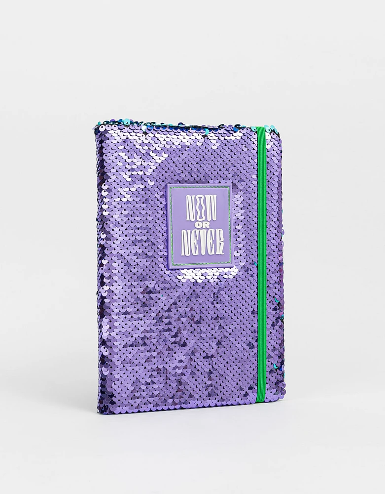 Cuaderno con  lentejuelas reversibles