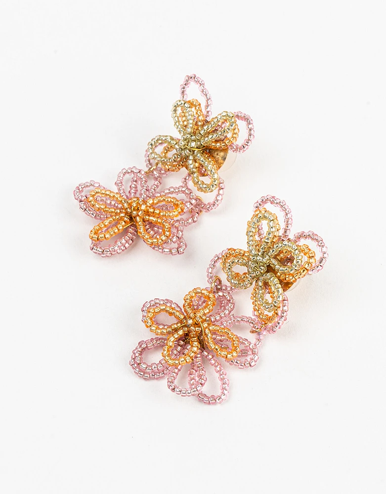 Aretes cortos de flores