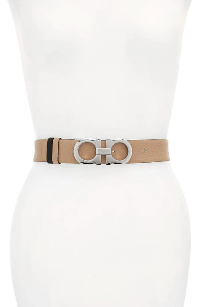 FERRAGAMO Reversible Gancini Calfskin Leather Belt New Bisque at Nordstrom,