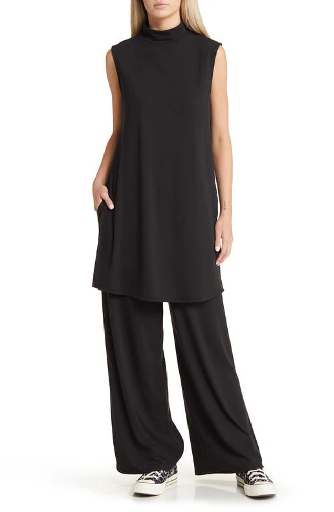 Dressed in Lala Gigi Sleeveless Top & Wide Leg Pants Set in Black at Nordstrom, Size Small