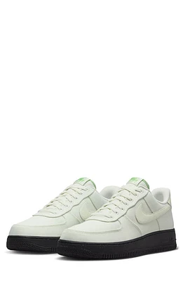 Nike Air Force 1 '07 LV8 Sneaker at