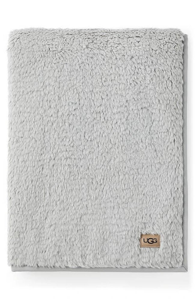 UGG(r) Blake Throw Blanket in Glacier at Nordstrom