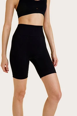 ALALA Barre Short Extended Black at Nordstrom,