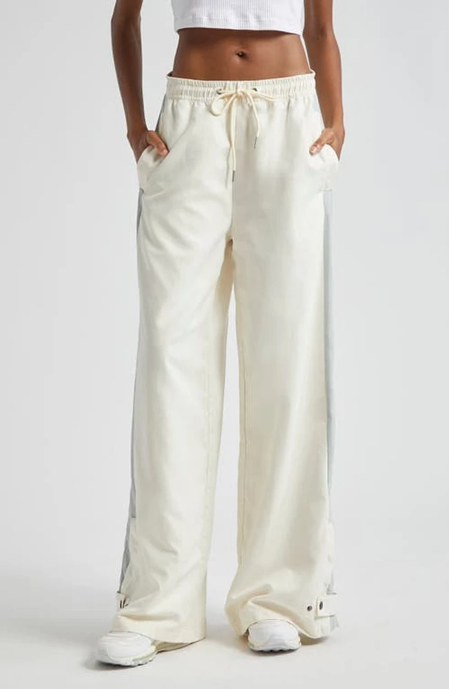 HONOR THE GIFT Wide Leg Track Pants in Bone at Nordstrom, Size Small