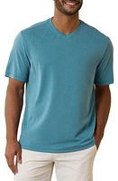 Tommy Bahama Men's Coastal Crest IslandZone V-Neck T-Shirt at Nordstrom,