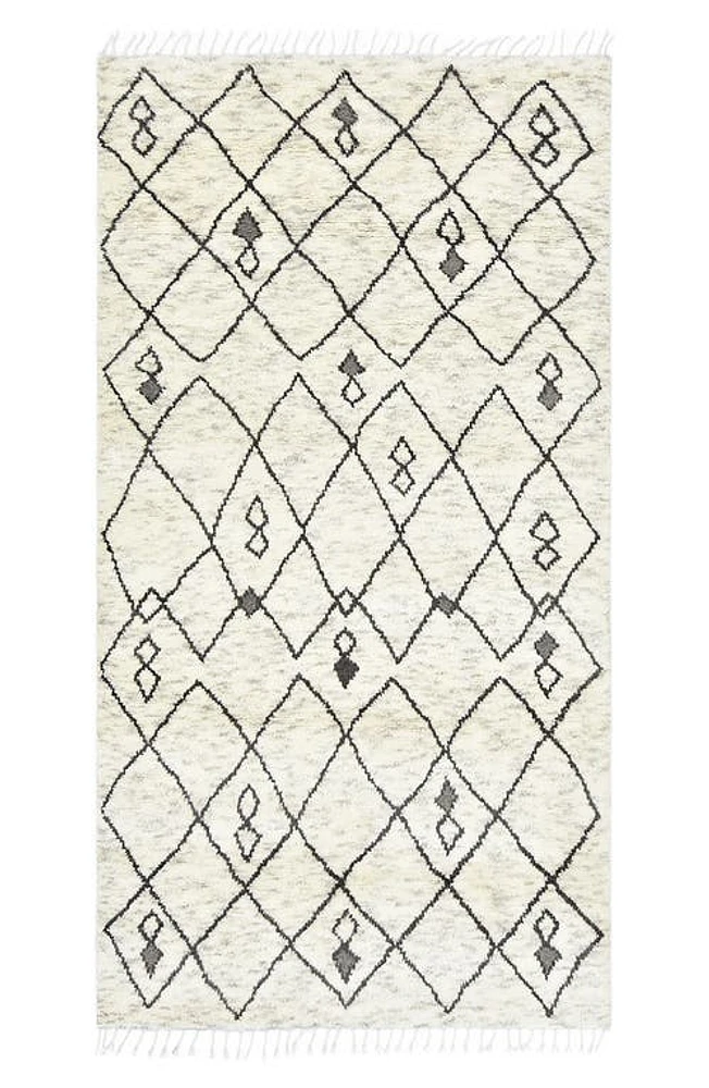 Solo Rugs Amina Area Rug in Ivory at Nordstrom