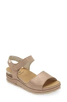 On Foot 250 Madison Platform Sandal at Nordstrom,