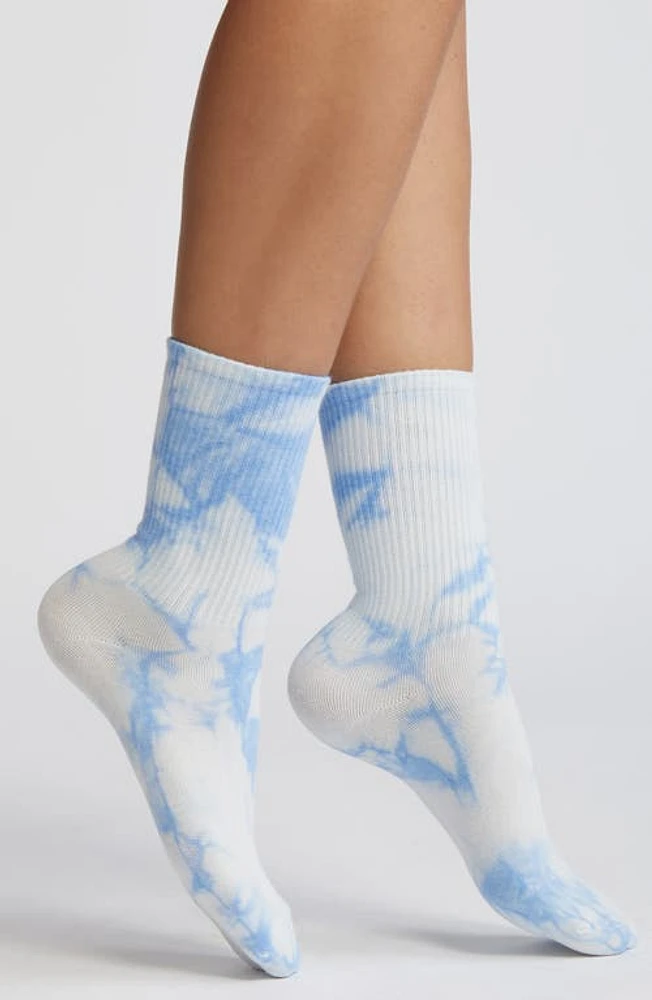 Casa Clara Tie Dye Cotton Crew Socks in Blue Swirl at Nordstrom