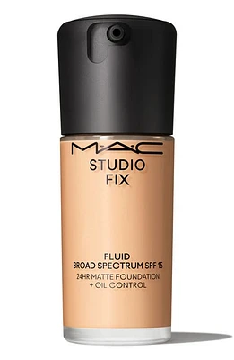 MAC Cosmetics Studio Fix Fluid SPF 15 24HR Matte Foundation + Oil Control in Nc17 at Nordstrom