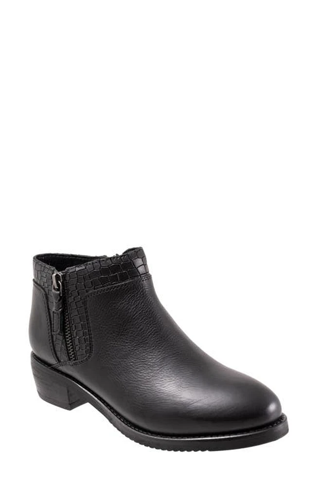 SoftWalk Rubi Ankle Boot Black/Croco at Nordstrom,