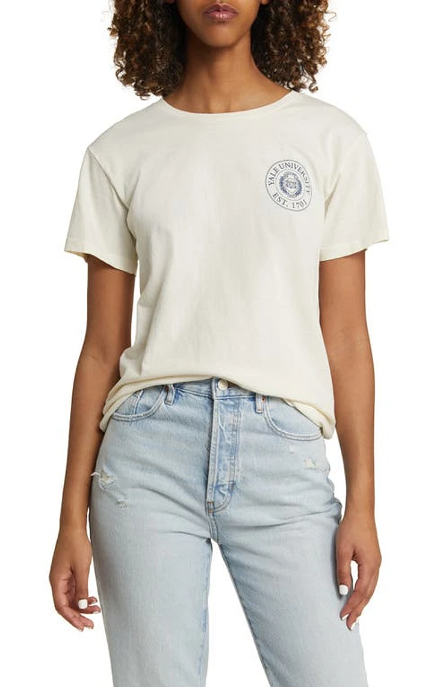 GOLDEN HOUR Yale Circle Shield Cotton Graphic T-Shirt in Marshmallow at Nordstrom, Size X-Large