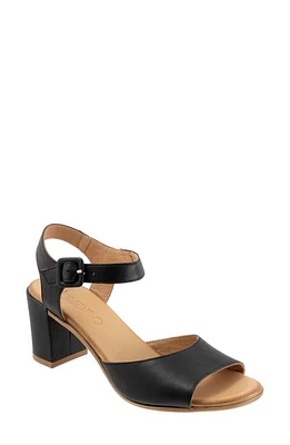 Bueno Natalia Ankle Strap Sandal at Nordstrom