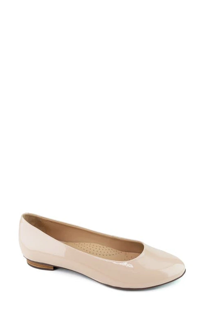 Marc Joseph New York Ferris Flat Beige Patent at Nordstrom,