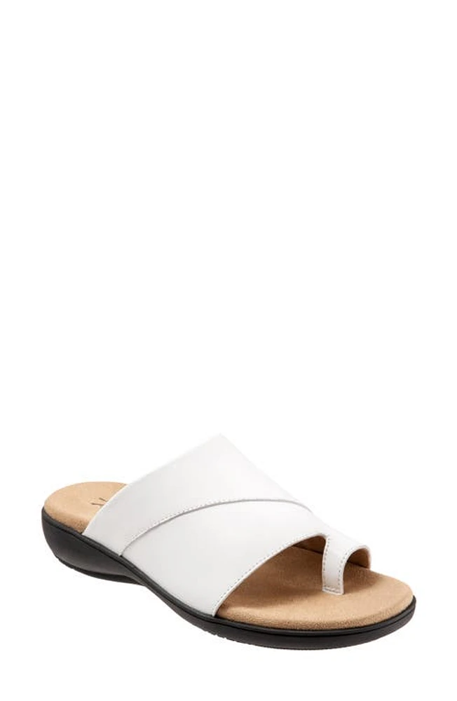 Trotters Regina Slide Sandal White at Nordstrom,