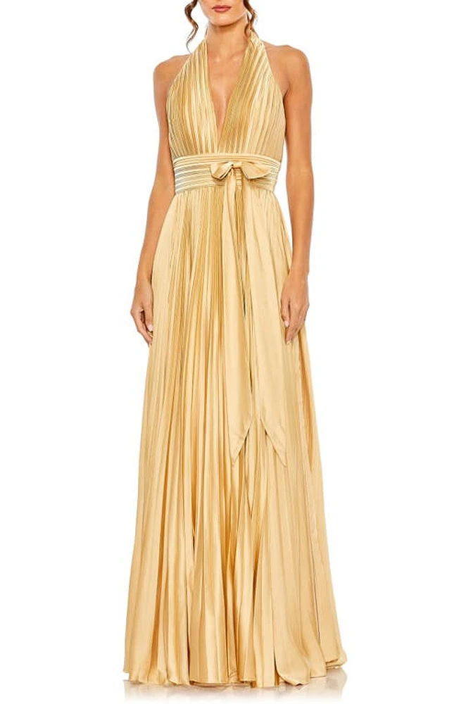 Mac Duggal Pleated Halter Neck Satin Gown Gold at Nordstrom,