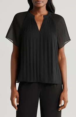 halogen(r) Release Pleat Blouse at Nordstrom,