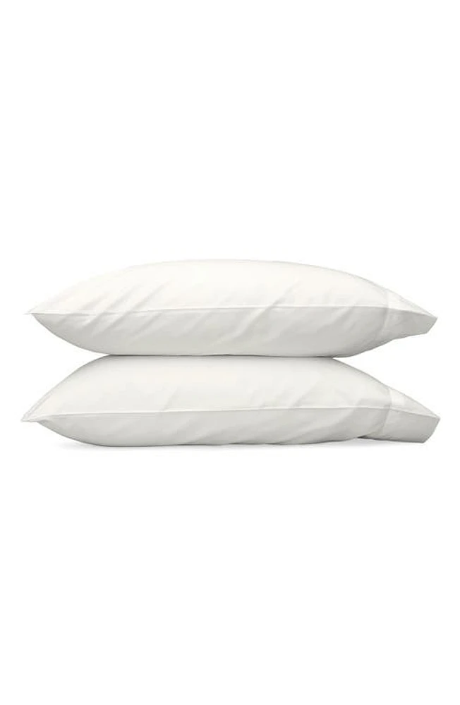 Matouk Nocturne 600 Thread Count Set of 2 Pillowcases in Bone at Nordstrom